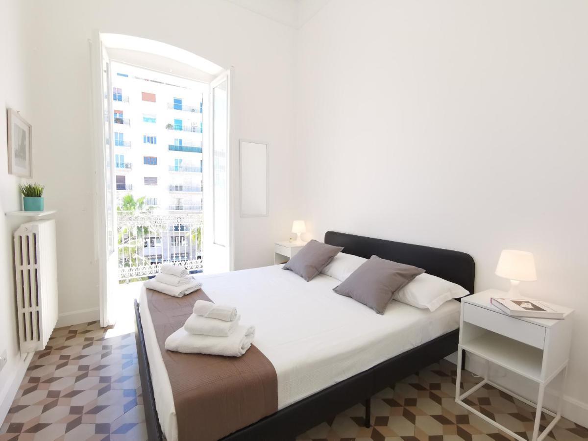 Vittorio Emanuele 71 Apartment Bari Bagian luar foto